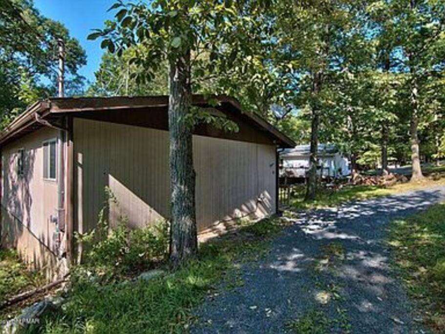 Clubhouse Lakeview Chalet East Stroudsburg Exterior foto